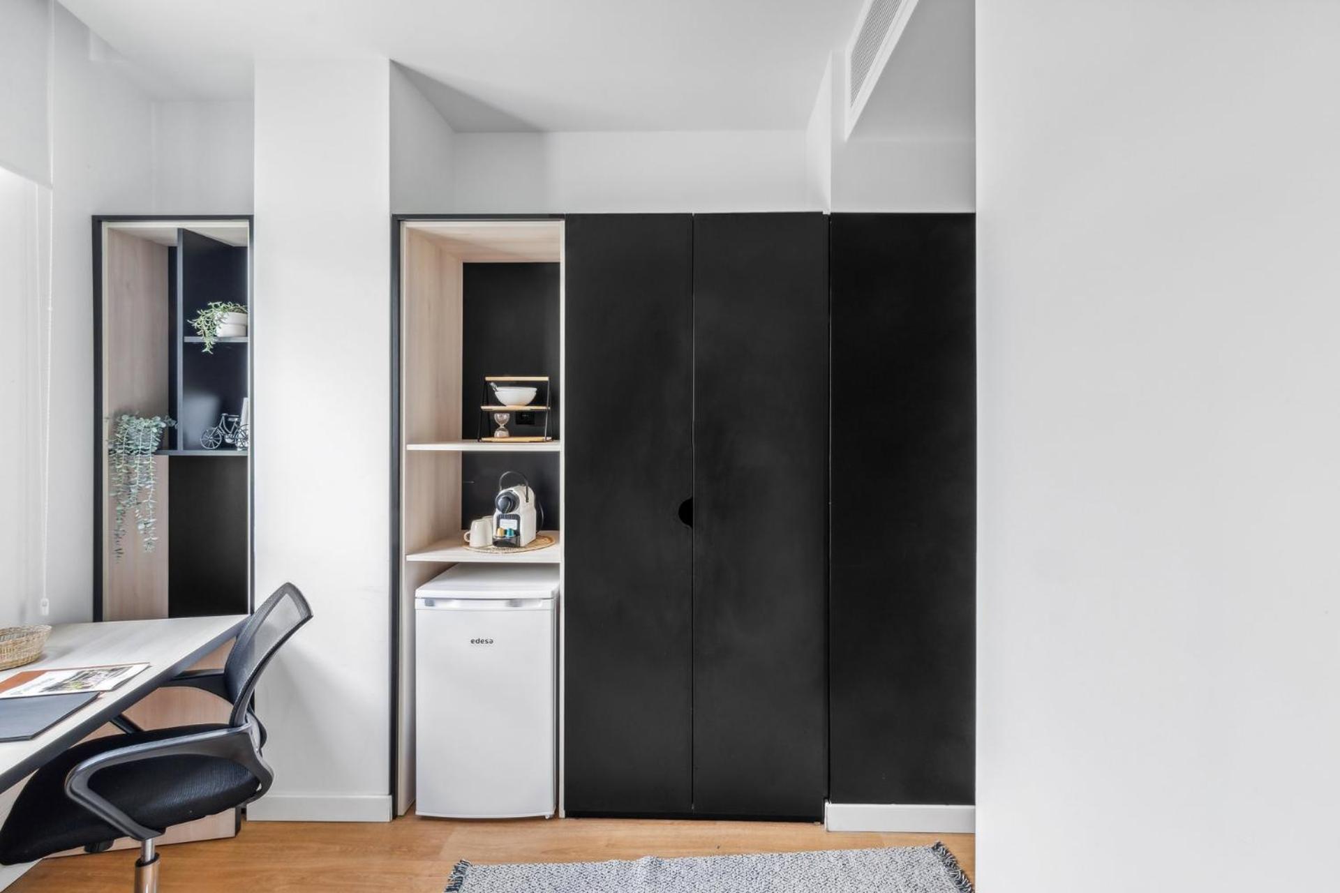 Home And Coliving Pamplona Exteriör bild