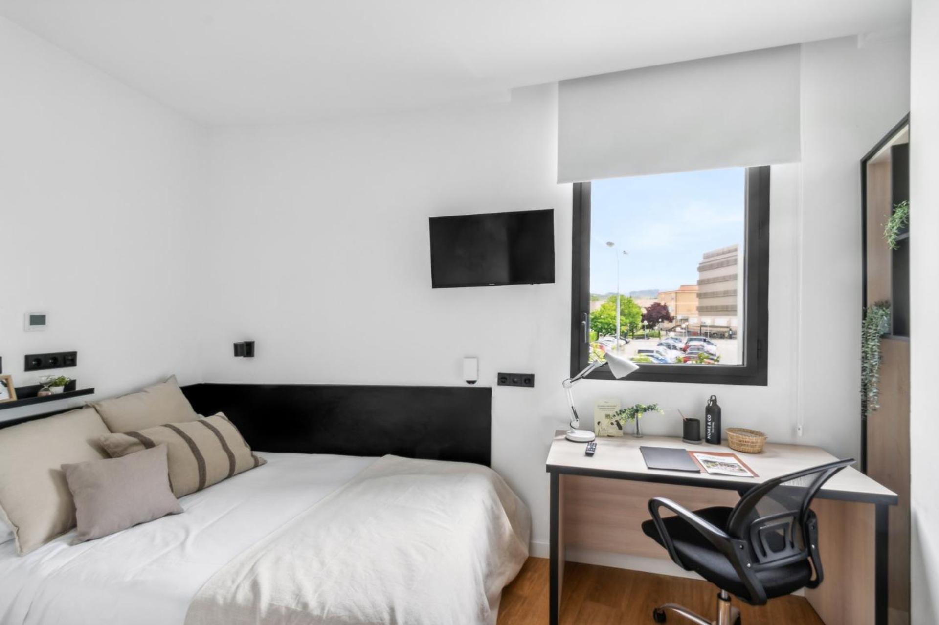 Home And Coliving Pamplona Exteriör bild