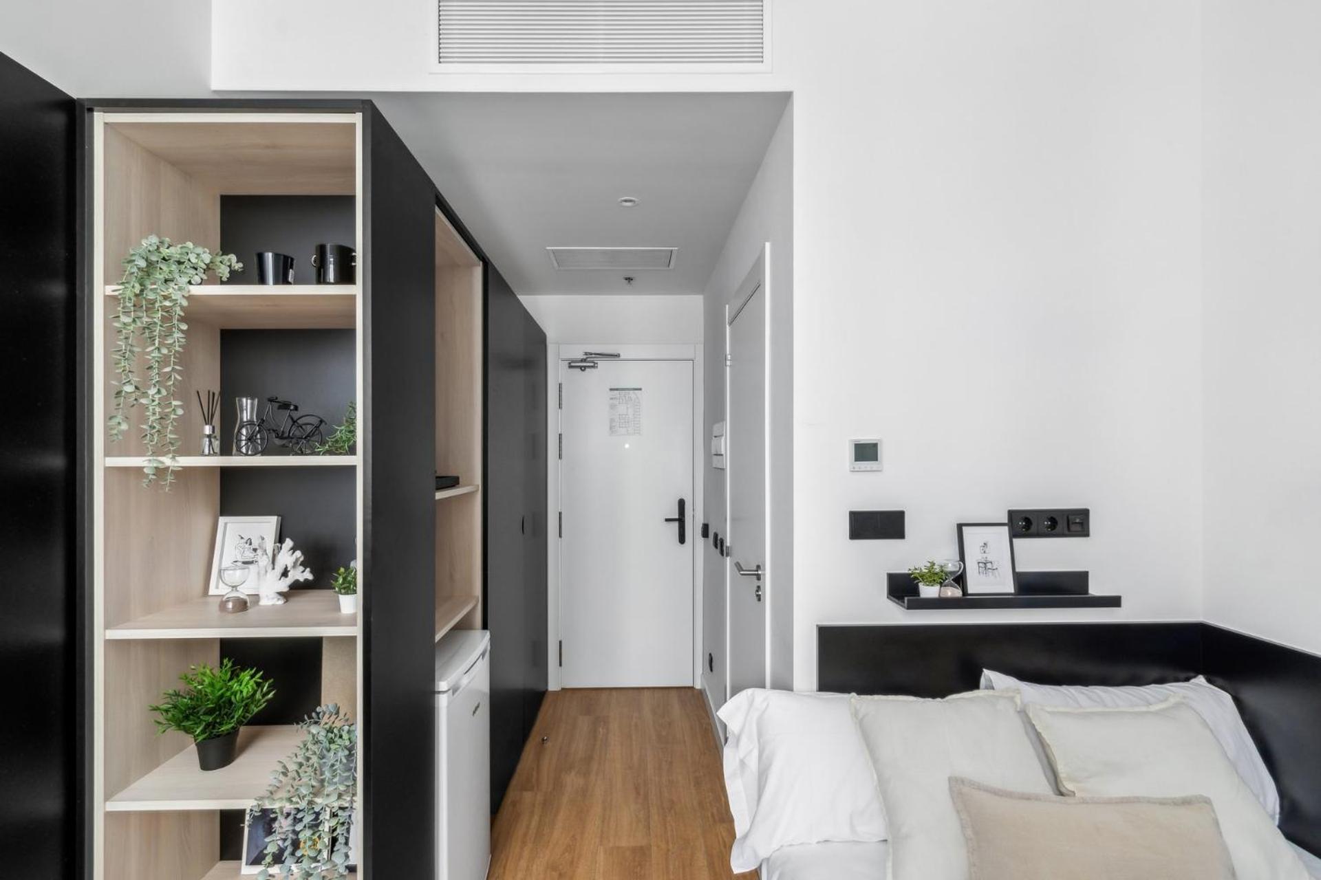 Home And Coliving Pamplona Exteriör bild
