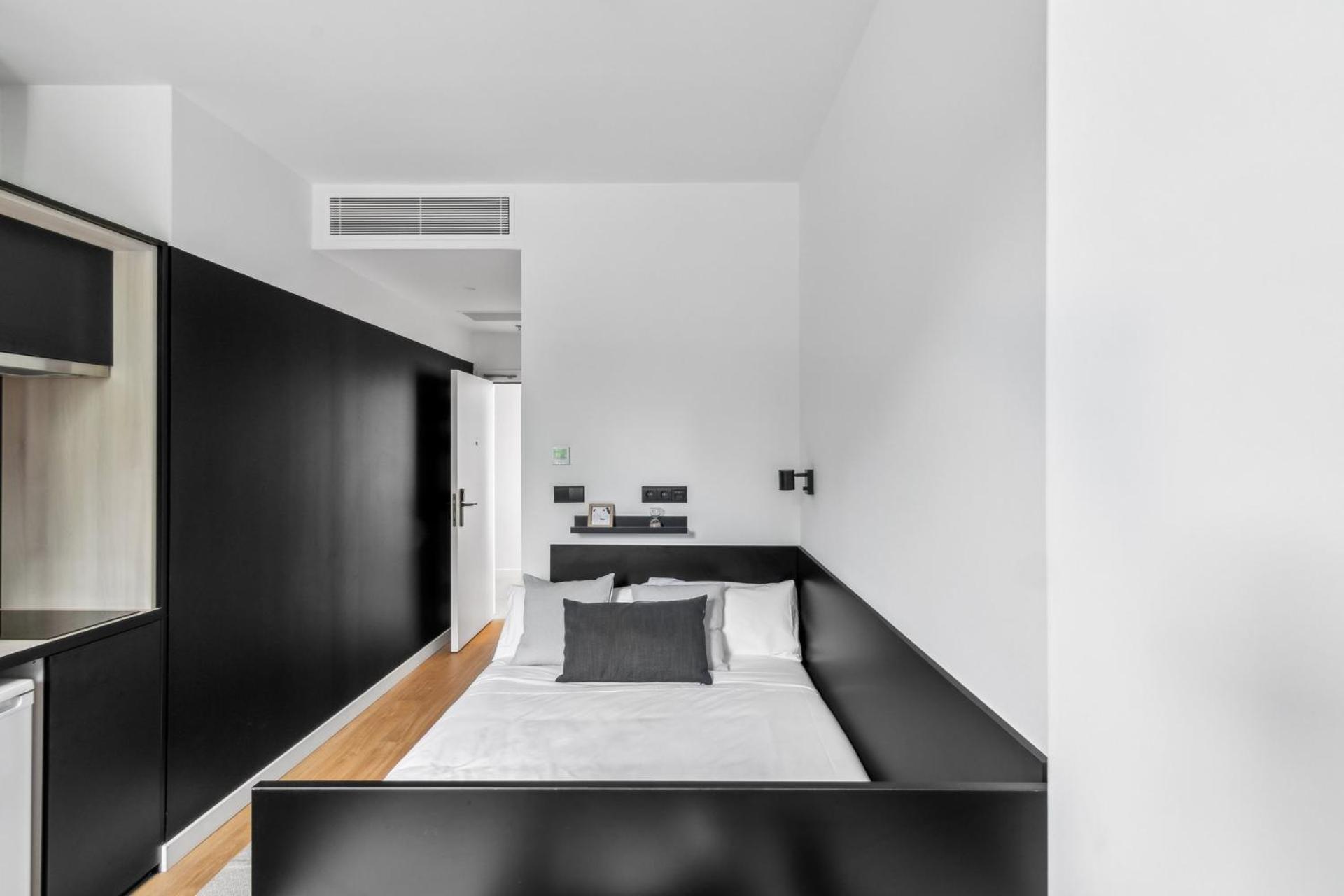 Home And Coliving Pamplona Exteriör bild